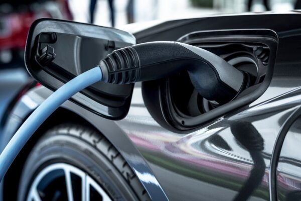 elektromobilitás geely elektromos autó